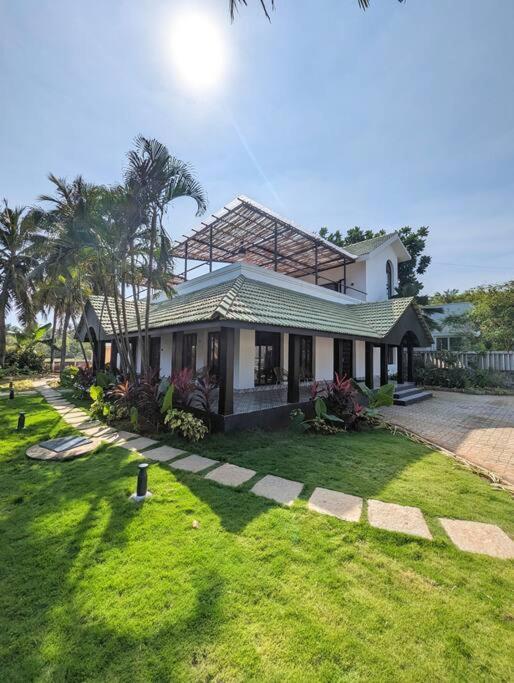 Cove Luxury Beach Villa マハーバリプラム エクステリア 写真